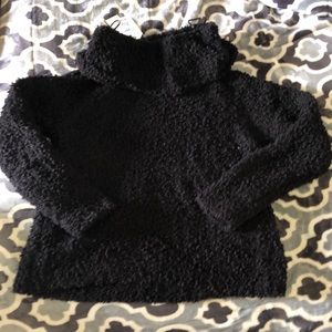 Cute warm fluffy sweater in women’s small